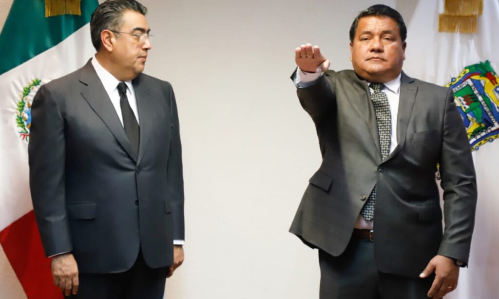 Julio Huerta, primo de Barbosa, llega a la secretaría de Gobernación de Puebla