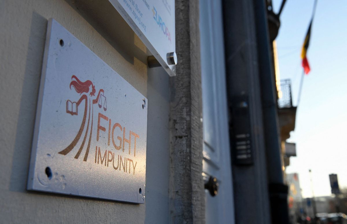 La Comisión Europea avaló que un excomisario entrara en la ONG implicada en el ‘Qatargate’