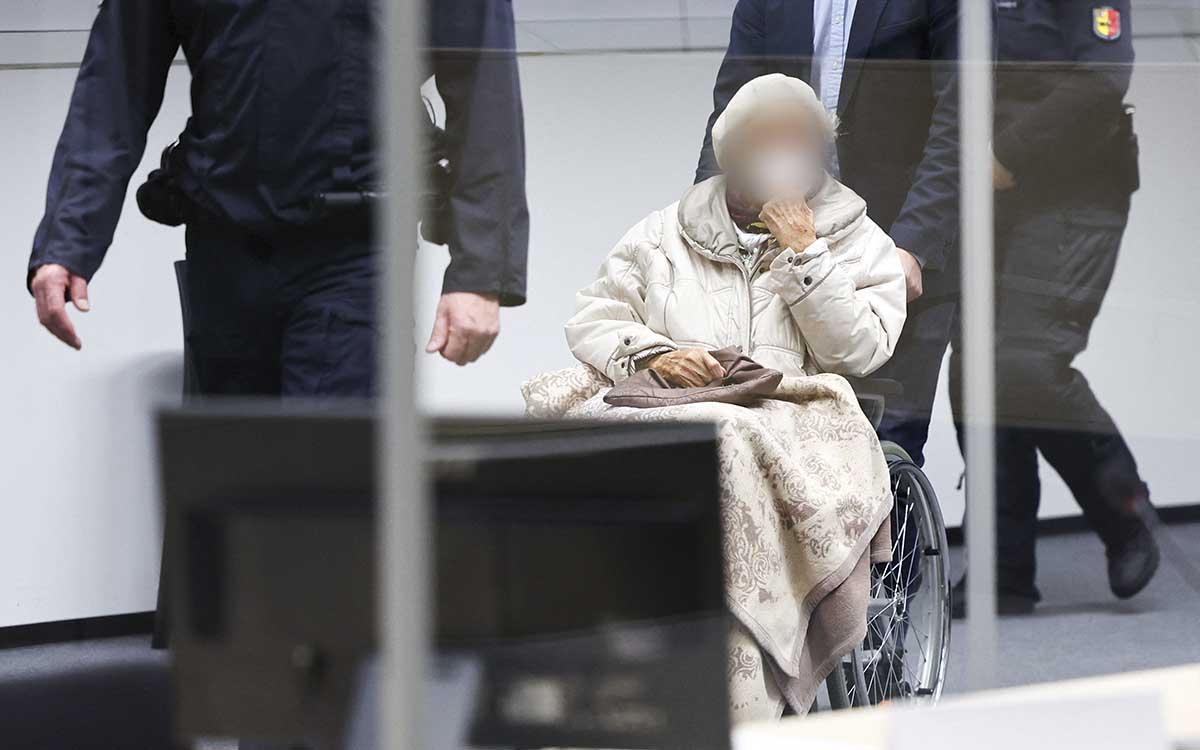 La Justicia alemana condena a una exsecretaria de un campo nazi de 97 años