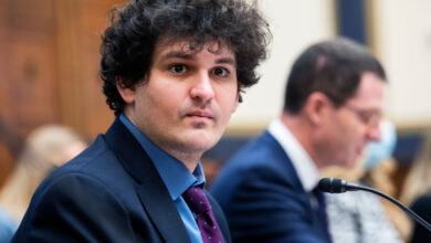 La SEC, la CFTC y la oficina del abogado de SDNY acusan a Sam Bankman-Fried de FTX de defraudar a los inversores