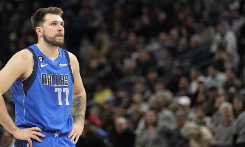 La frustración hunde a los Mavericks del Doncic más humano