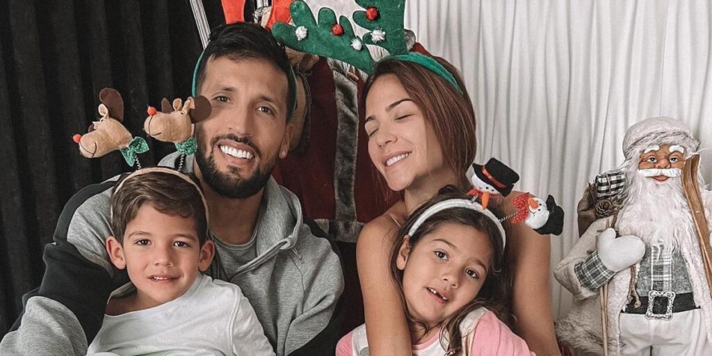 La indumentaria de los hijos de Tamara Gorro por la que ha tenido que dar explicaciones