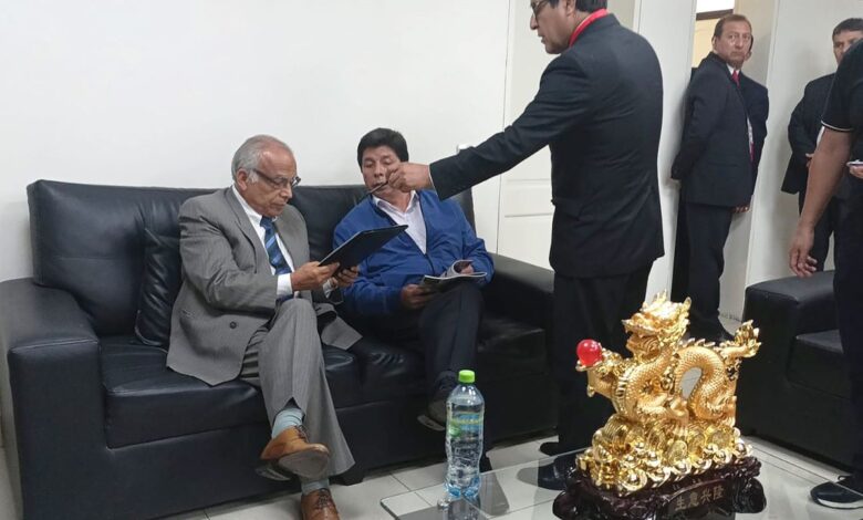 La justicia de Perú acusa al principal asesor de Pedro Castillo de estar detrás del fracasado golpe de estado
