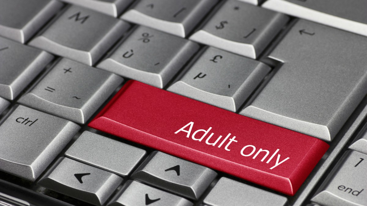 La ley con la que Reino Unido evitará que los menores consuman porno