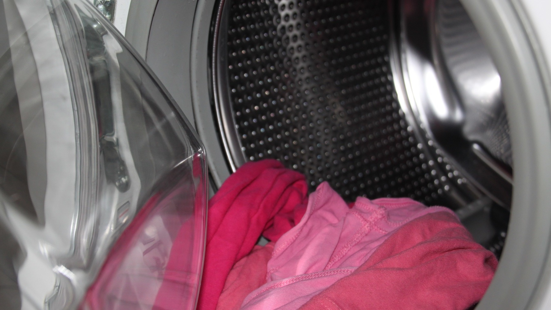 La sustancia que está siendo una auténtica locura para meter en la lavadora y que huela y limpie bien