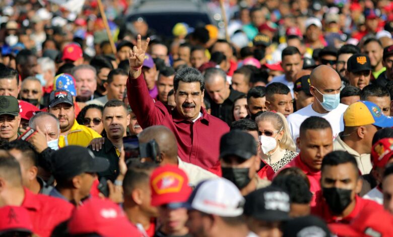 Las oportunidades económicas llevan de vuelta la diplomacia a Caracas