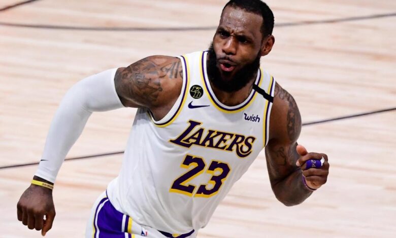 LeBron amplía su leyenda navideña en la NBA