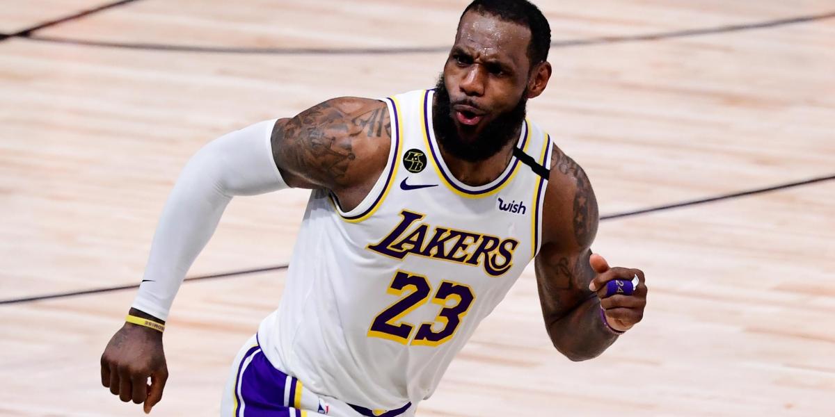 LeBron amplía su leyenda navideña en la NBA