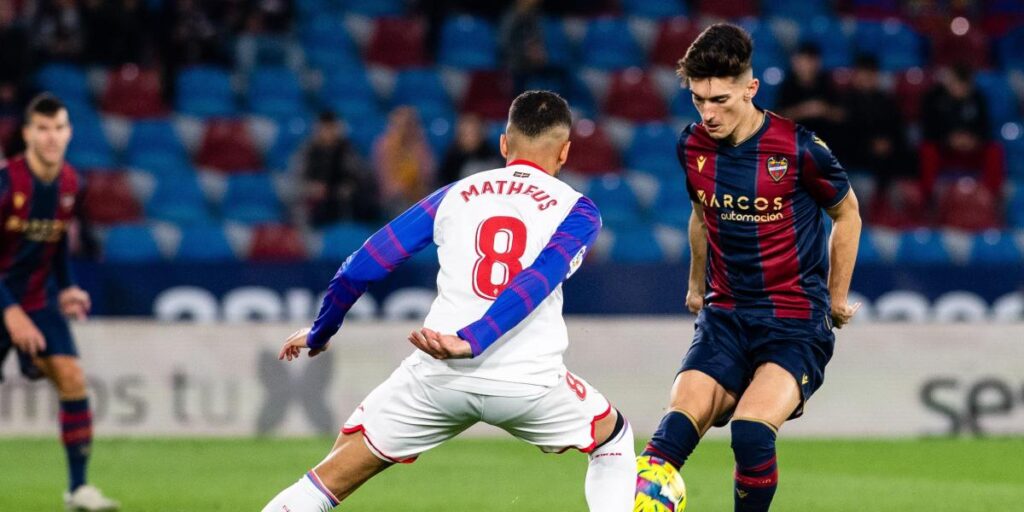 Levante y Eibar empatan y se quedan sin liderato