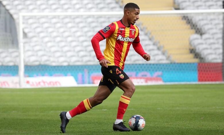 Loïc Badé puede ser el primero en llegar