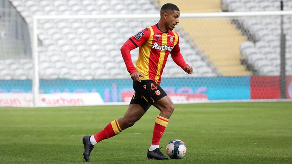 Loïc Badé puede ser el primero en llegar