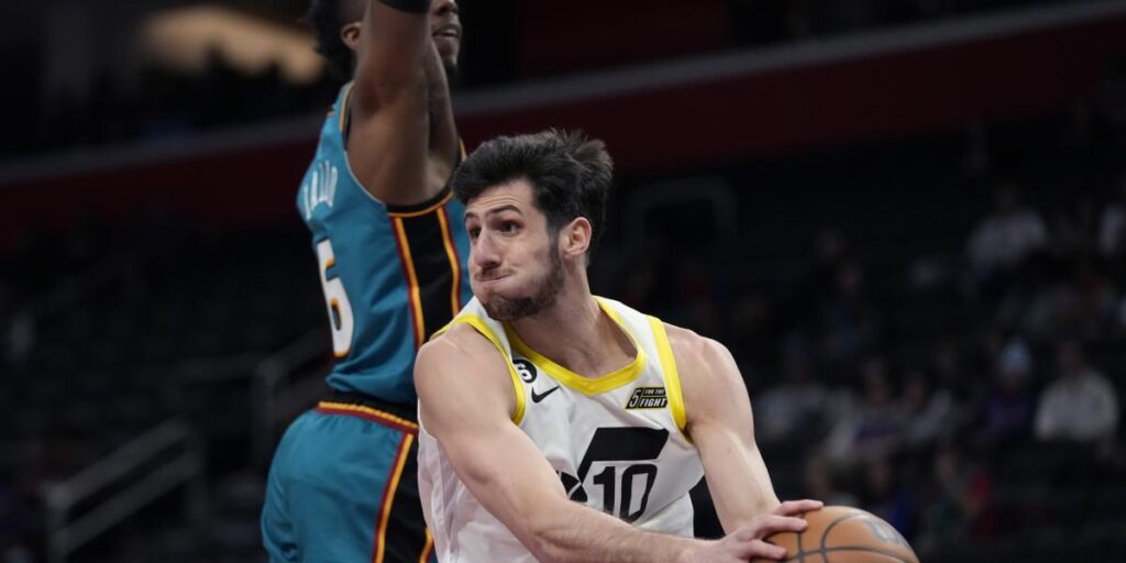 Los Jazz vuelven a pisar fuerte en el Oeste con minutos para Bolmaro