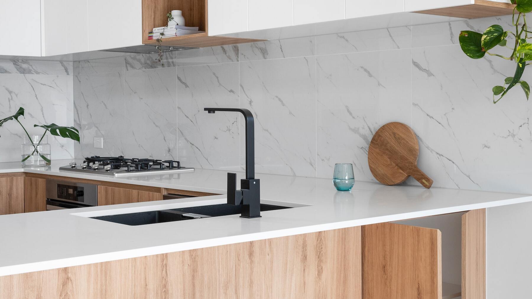 Los tres productos que necesitas para limpiar el sumidero del fregadero