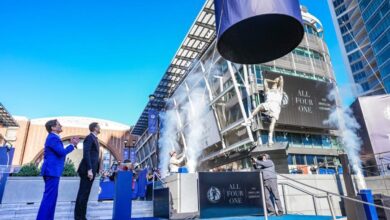 NBA: Develan Mavericks estatua en honor de Dirk Nowitzki | Video