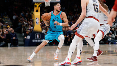 NBA: Phoenix pierde a Devin Booker al menos un mes por lesión | Tuit