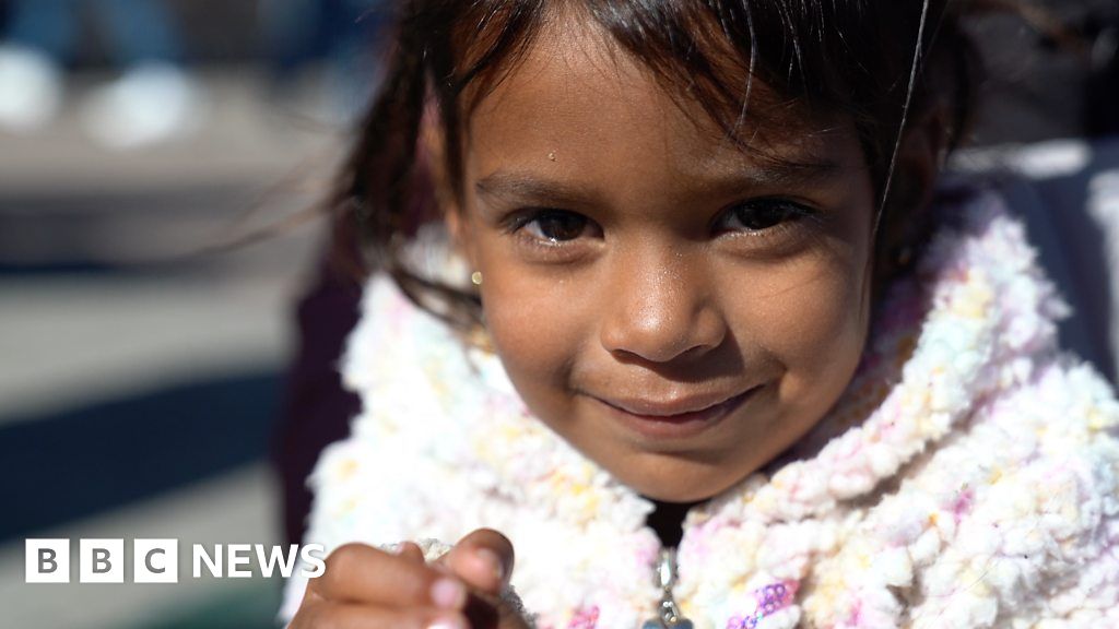 Ni árbol ni regalos para miles en esta ciudad de EE.UU.