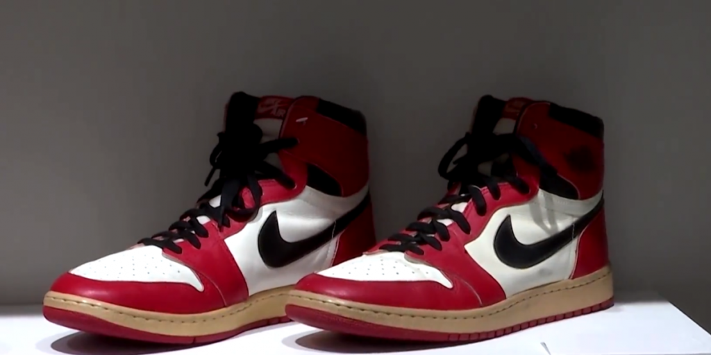 Pagan 300.000 dólares por una zapatillas que usó Jordan