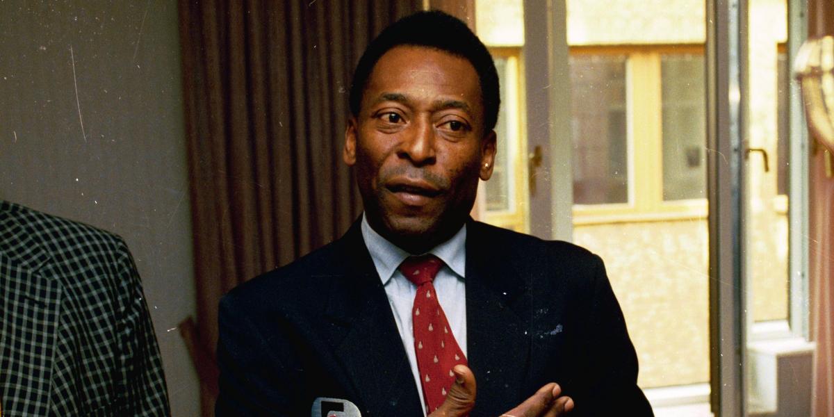 Pelé, ingresado de urgencia en un hospital de Sao Paulo