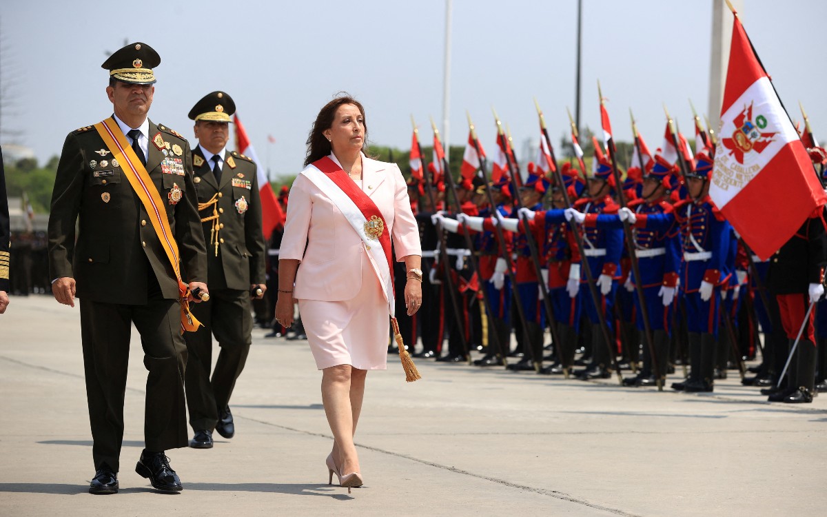 Perú: Boluarte descarta renunciar y pide a Congreso adelantar elecciones