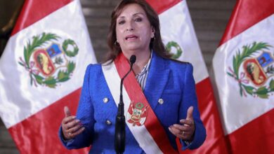Perú: Boluarte propone adelantar elecciones a 2024