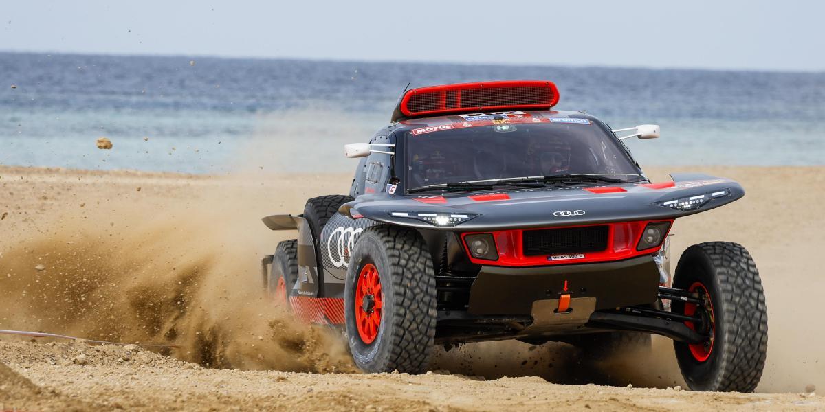 Peterhansel: "Yo vengo de las motos y allí nadie lloraba por las reglas"