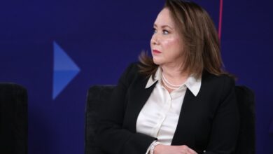 Piden destituir y retirar cédula profesional a ministra por presunto plagio