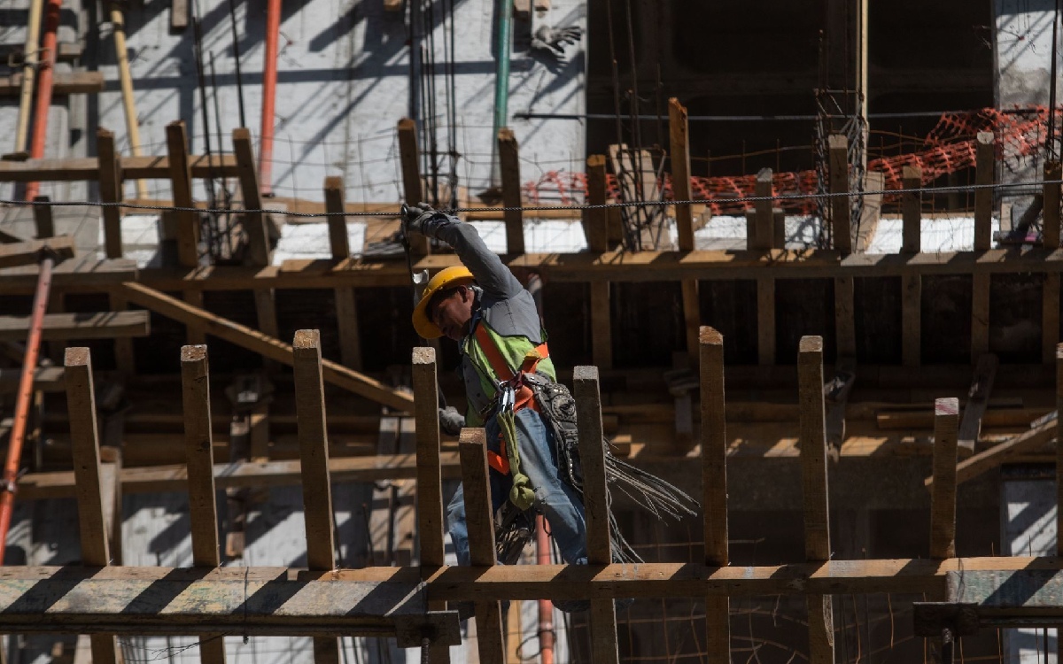 Producción industrial se recupera en octubre: INEGI