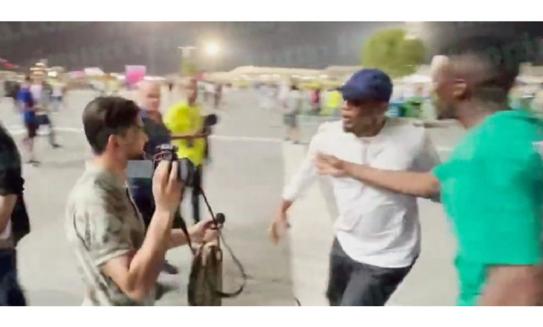 Qatar 2022: Demanda youtuber argelino a Samuel Eto'o | Video