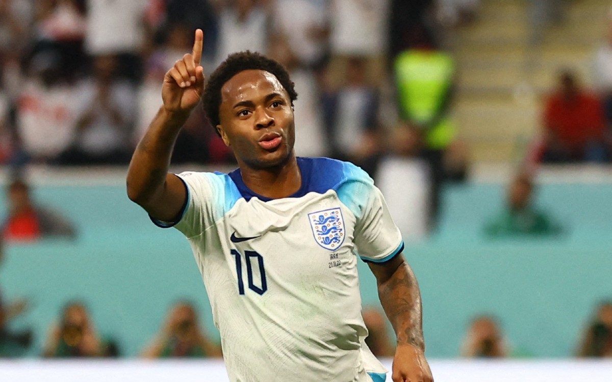 Qatar 2022: Raheem Sterling abandona el Mundial tras asalto en su casa