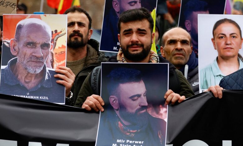 Quería 'matar kurdos', confiesa autor del tiroteo de París