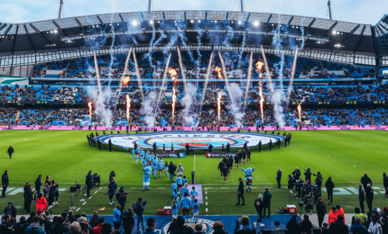 Récord de asistencia en el Etihad en el derbi femenino de Manchester