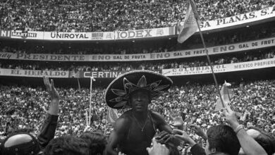 Recuerda y despide Estadio Azteca a Pelé | Tuit