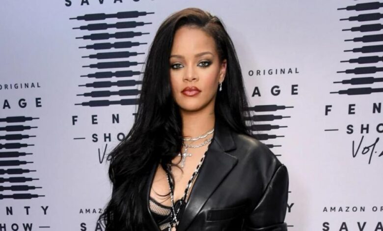Rihanna muestra, por primera vez, la cara de su bebé con este tierno vídeo