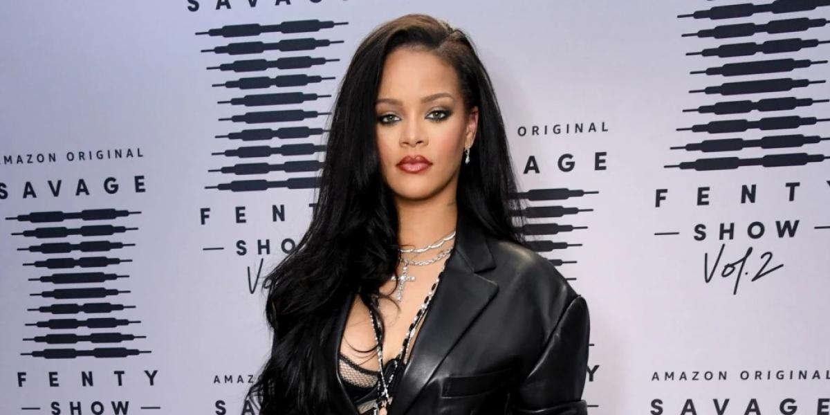 Rihanna muestra, por primera vez, la cara de su bebé con este tierno vídeo