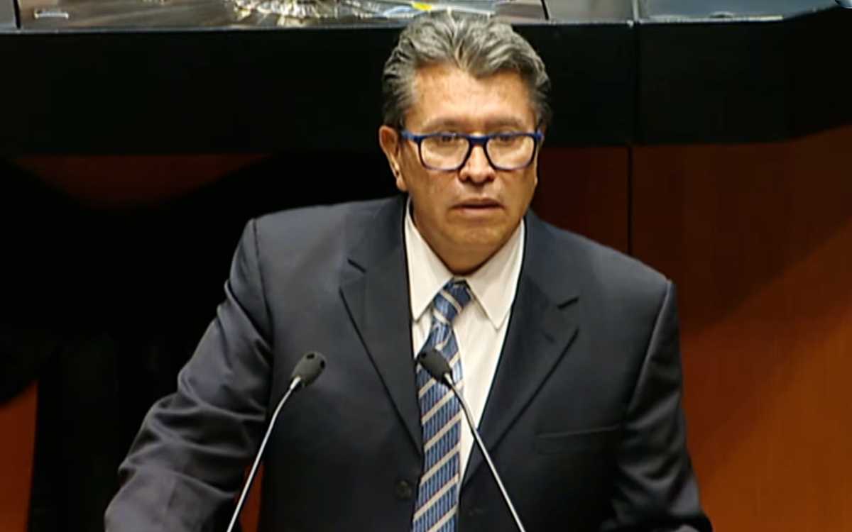 Rompe Monreal; se aparta de su bancada y hace voto particular contra Reforma Electoral