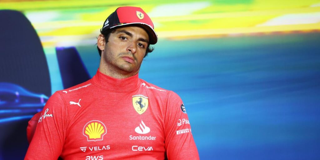 Sainz: "La primera conversación con Fred Vasseur, de momento, muy bien"