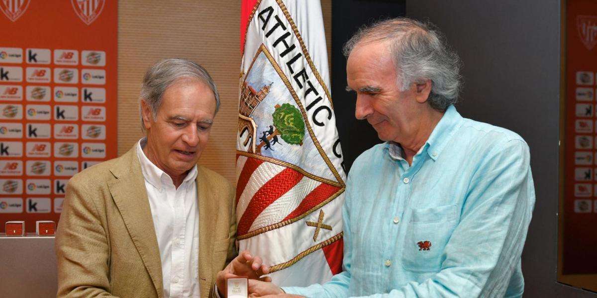 San Mamés homenajeará a Txetxu Rojo con una salva de aplausos el 9 de enero