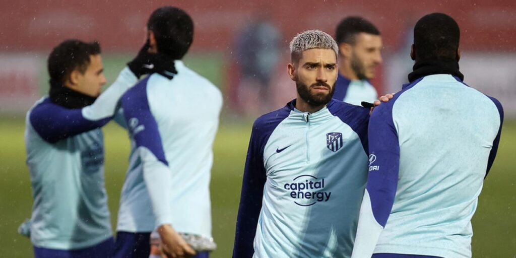 Simeone recupera a un jugador y a un miembro del cuerpo técnico