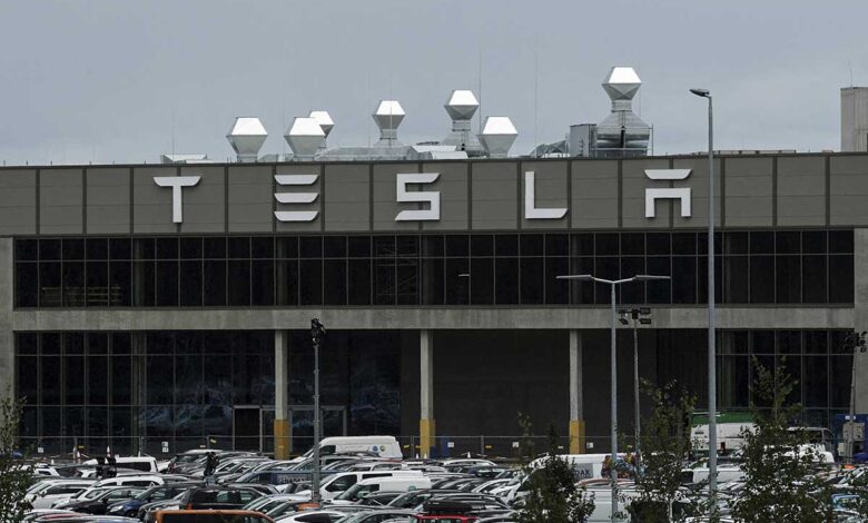 Tesla anunciará planta de vehículos eléctricos en México: Bloomberg