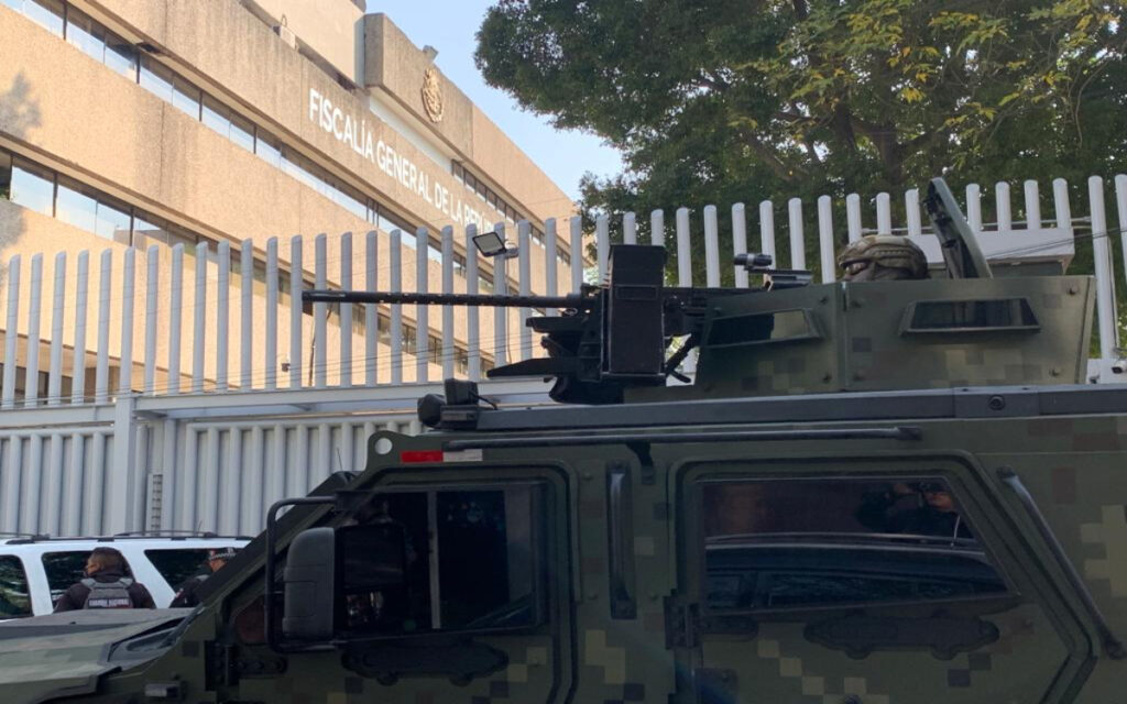 'Tony Montana' declara en FEMDO, militares vigilan FGR