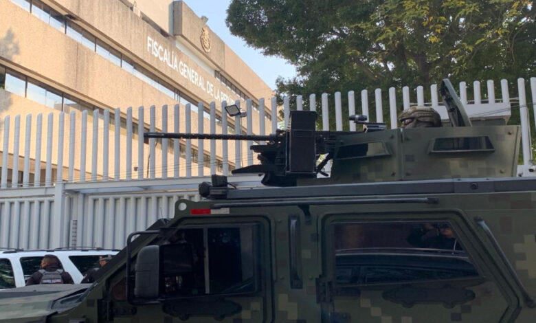 'Tony Montana' declara en FEMDO, militares vigilan FGR