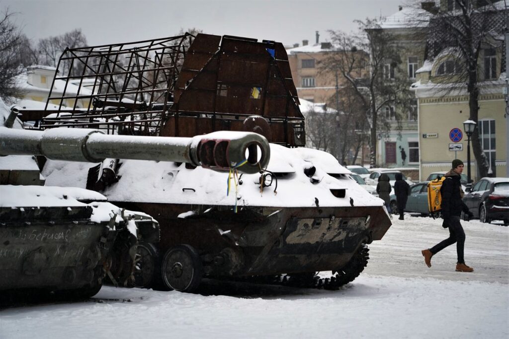 Ucrania reconoce que no puede restaurar al 100% su sistema energético tras los ataques rusos