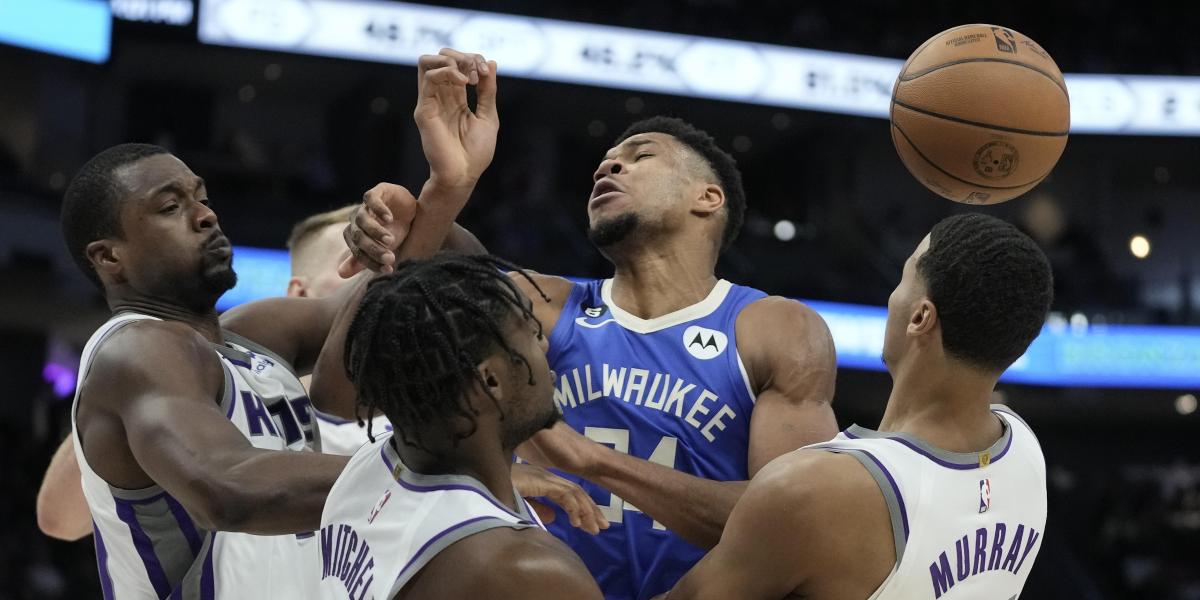 Un Antetokounmpo de récord mantiene a los Bucks en la lucha por el liderato