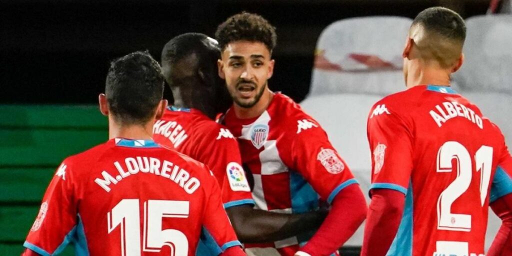 Un Lugo muy serio sorprende al Racing