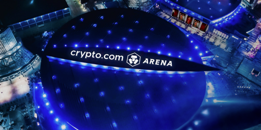 Un agente de seguridad agrede brutalmente a un célebre aficionado en L.A.