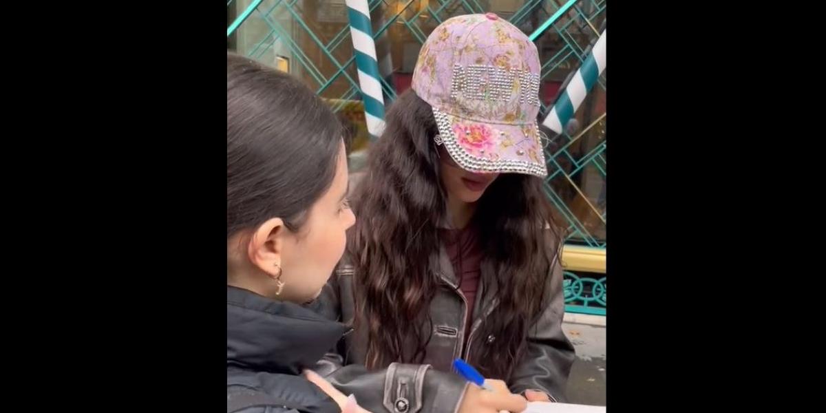 Una fan le hace un inesperado regalo a Rosalía y su respuesta se hace viral en las redes