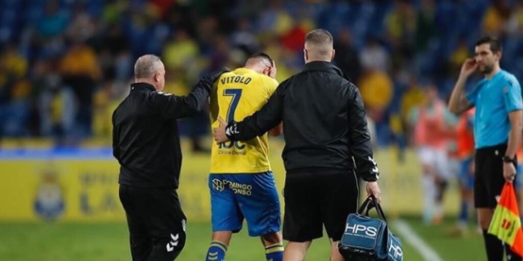 Vitolo tendrá que parar tres semanas