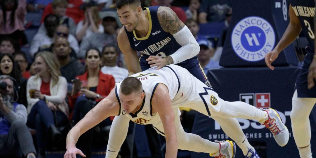 Willy deja a Jokic por los suelos en la explosión del 'pequeño' Jose Alvarado