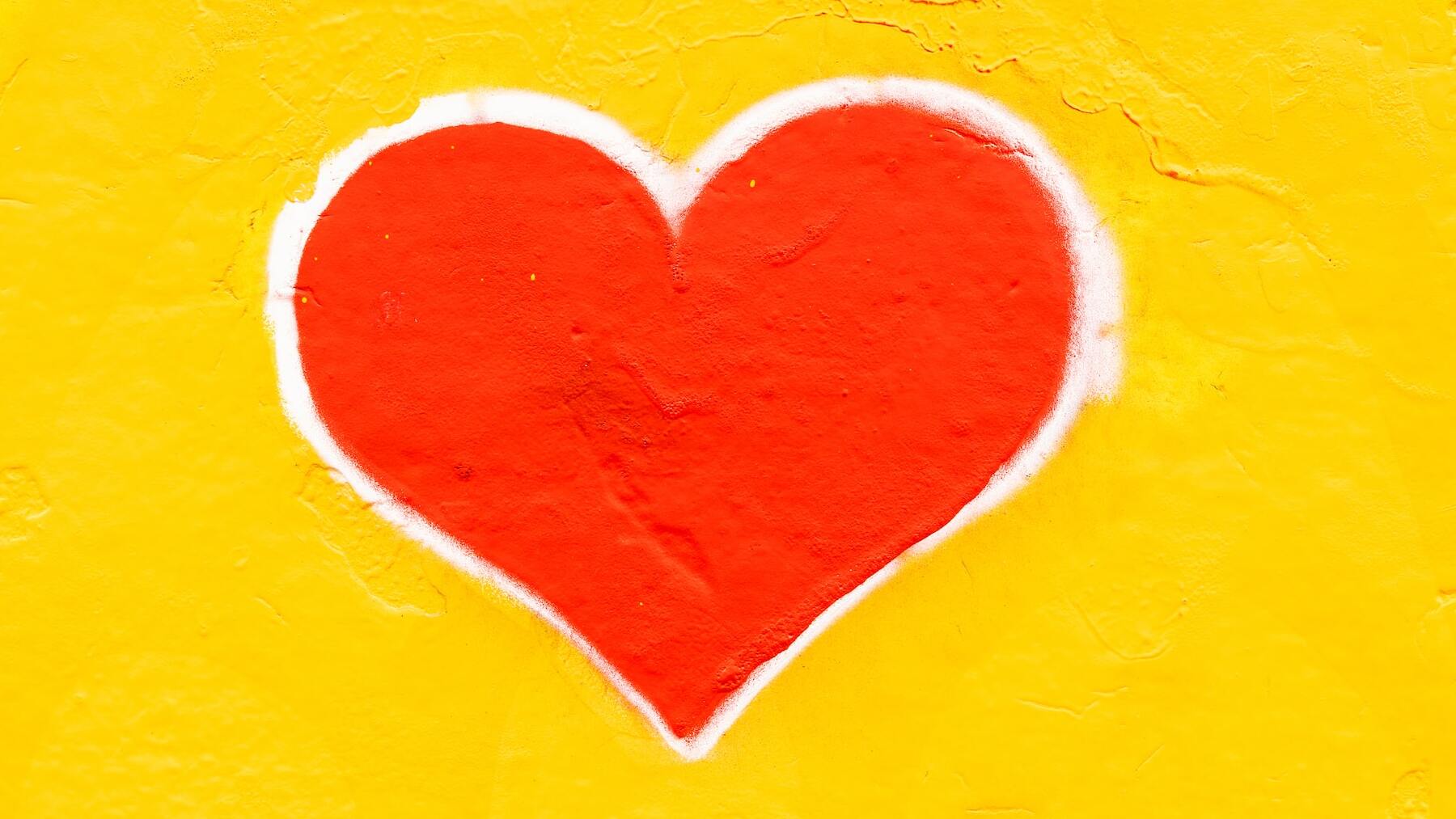 el curioso ritual de Año Nuevo que arrasa en TikTok para encontrar el amor