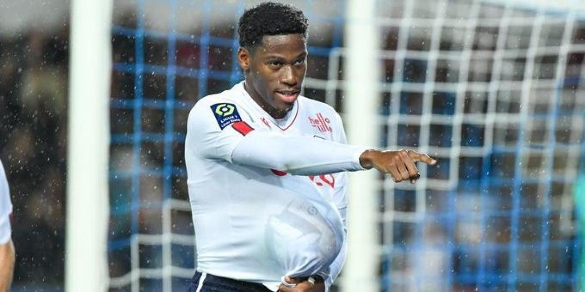 "Mi futuro no está en ningún otro lugar que no sea la Premier League"